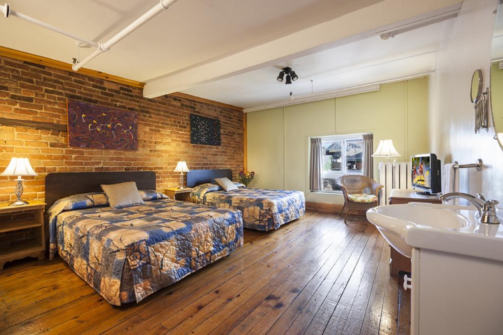 Hotel Abri Du Voyageur Montréal Eksteriør billede